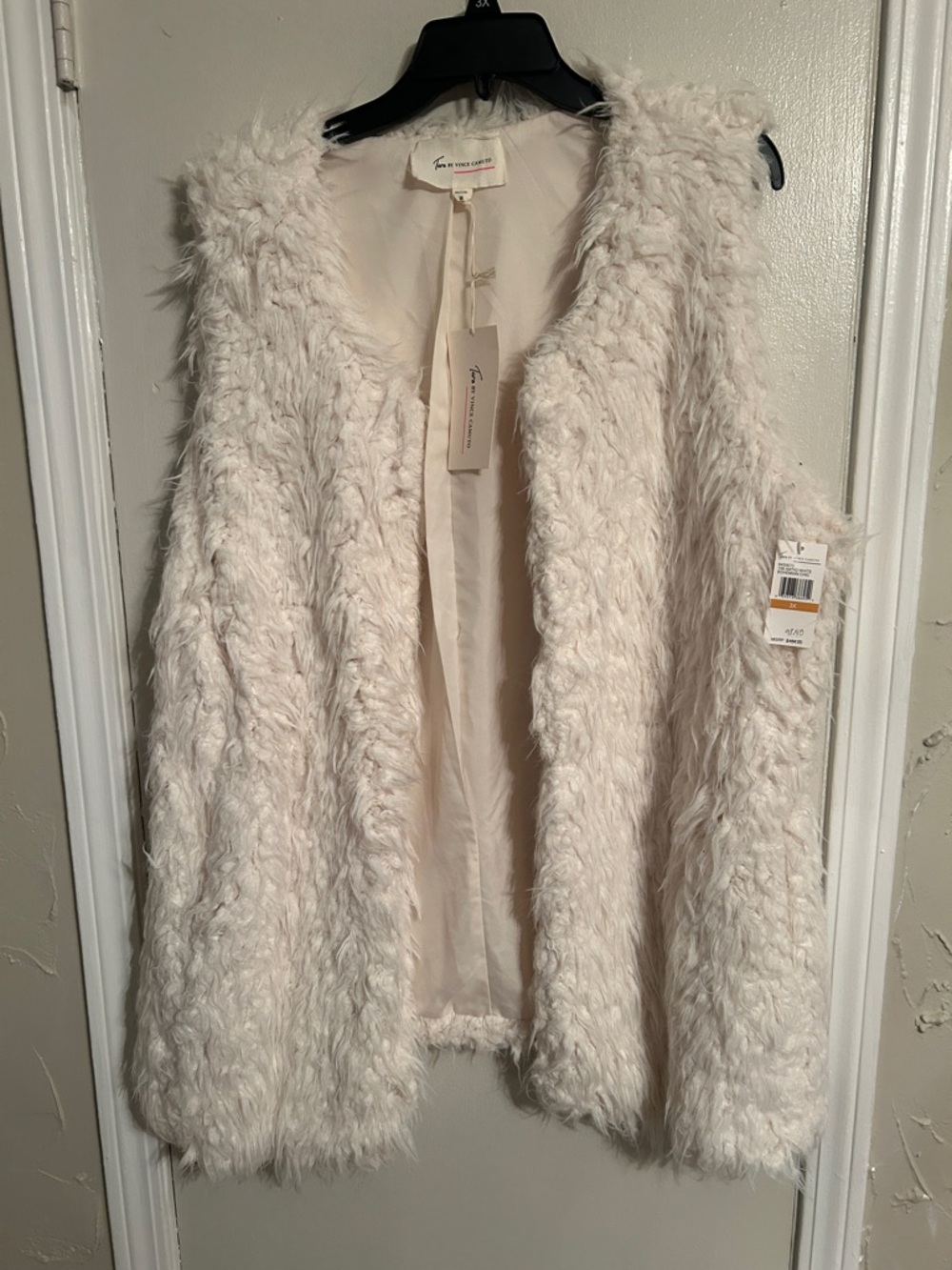 Two by Vince Camuto Cream Faux Fur Open-Front Vest